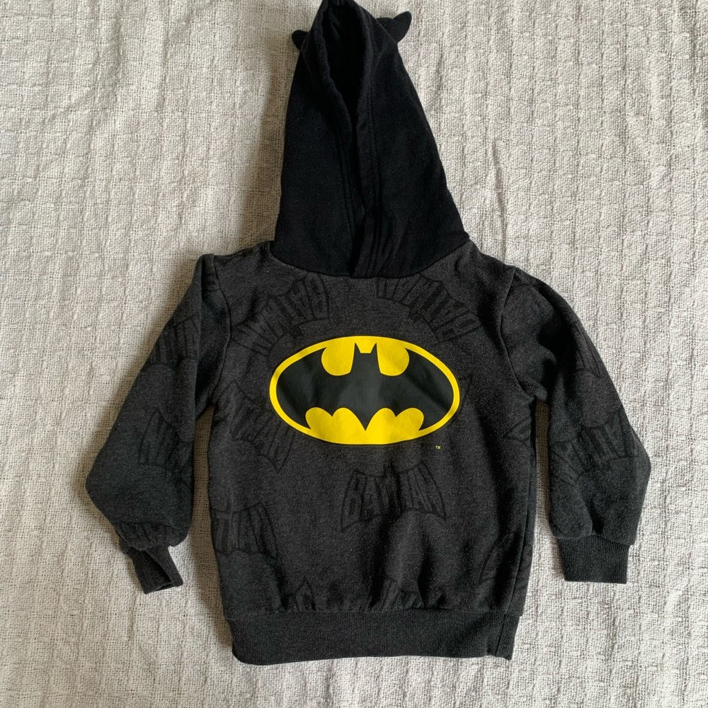 3/$20 bundle H&M Batman Hoodie 3T